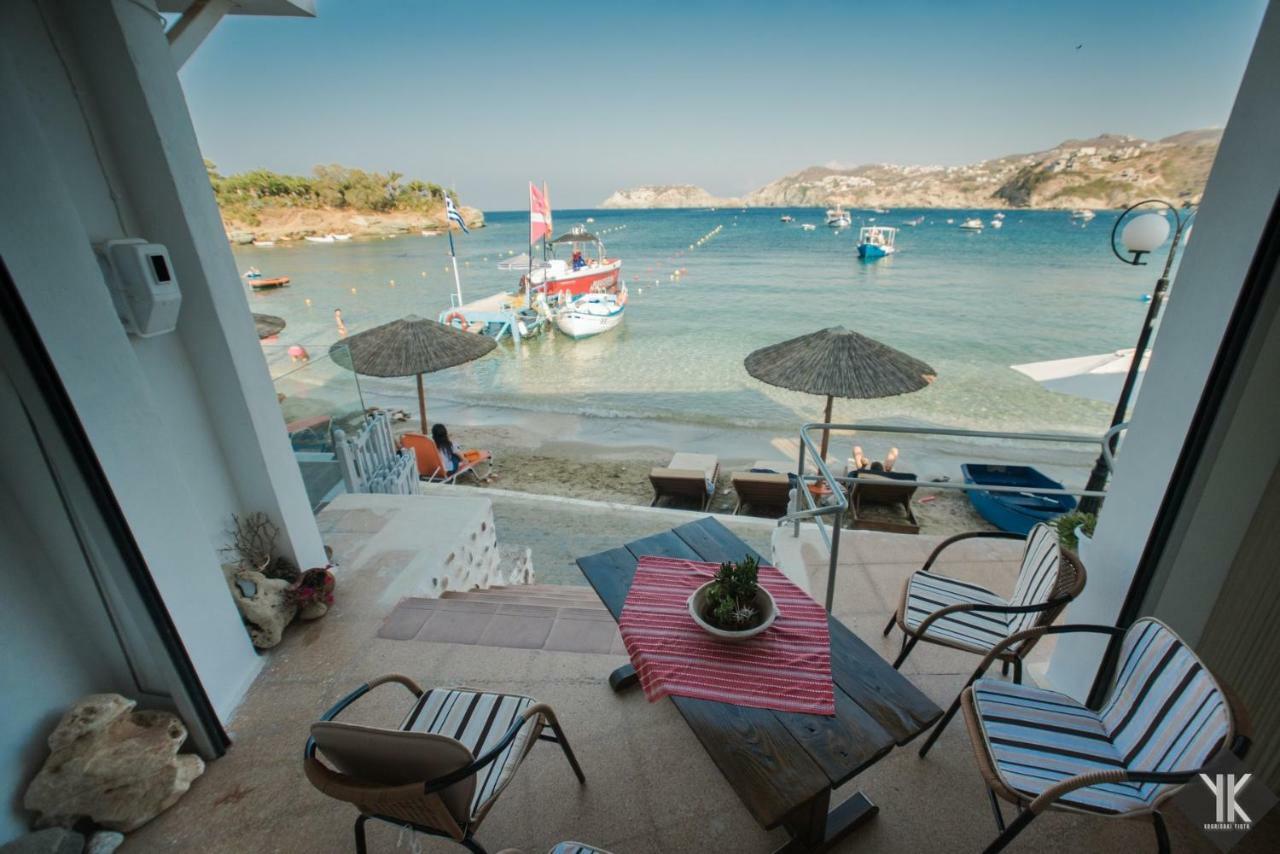 Komissa΄S Beach House Agia Pelagia Екстериор снимка