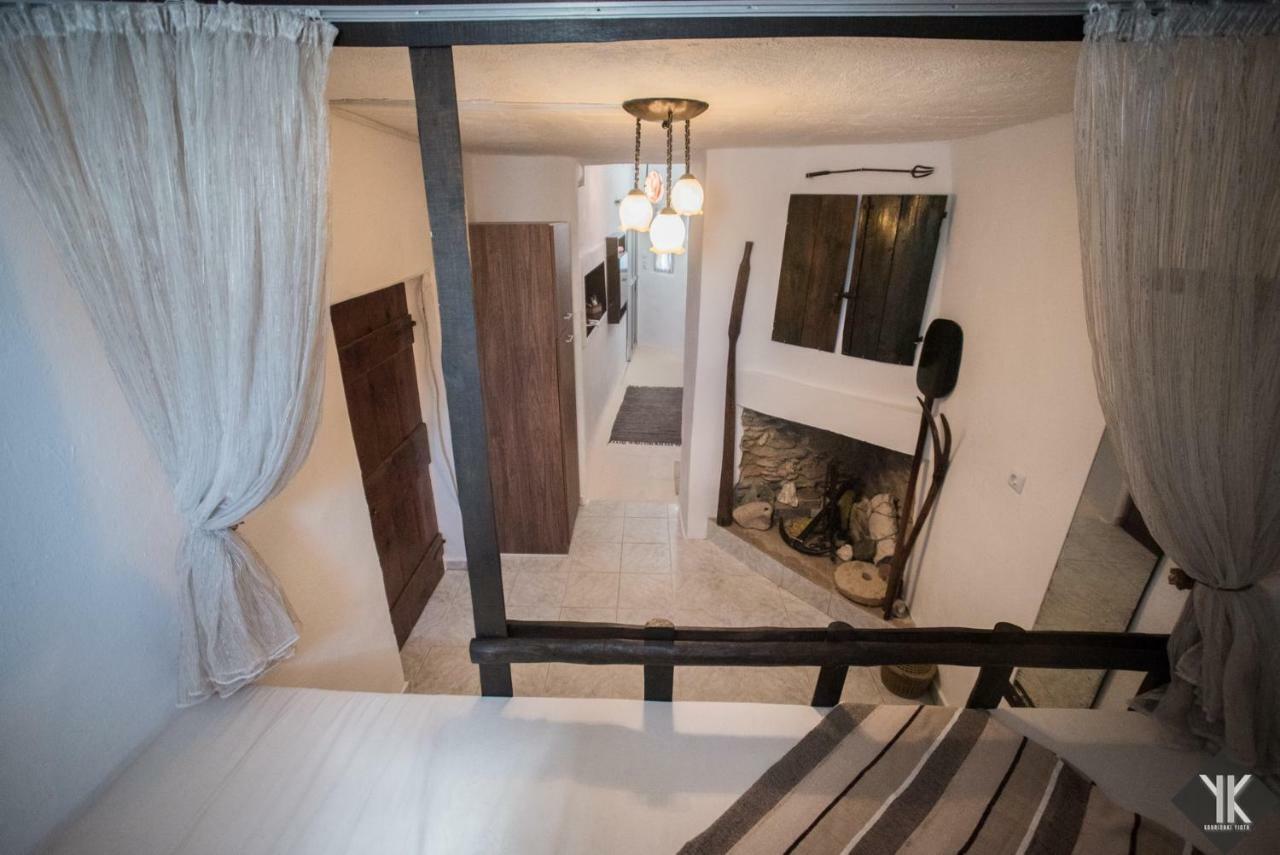 Komissa΄S Beach House Agia Pelagia Екстериор снимка