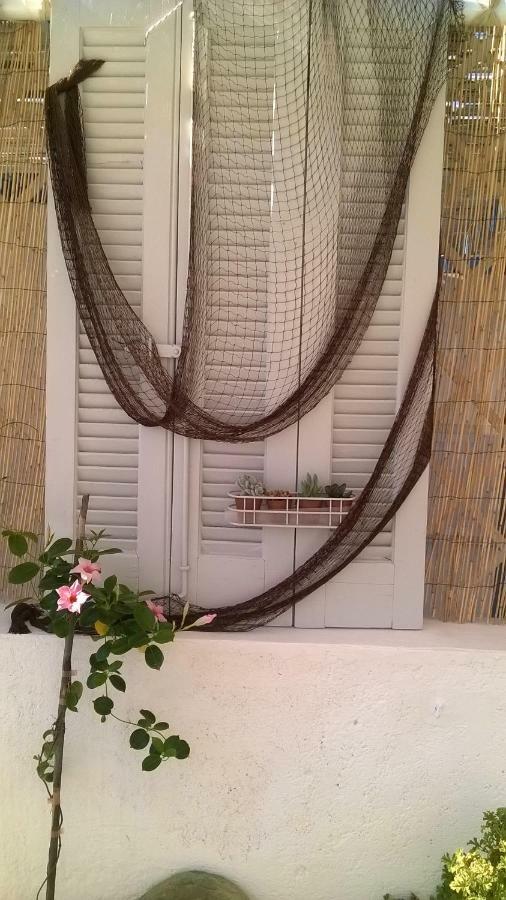 Komissa΄S Beach House Agia Pelagia Екстериор снимка